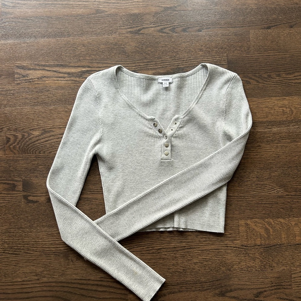 Stylish Gray Ribbed Long Sleeve Top from Garage